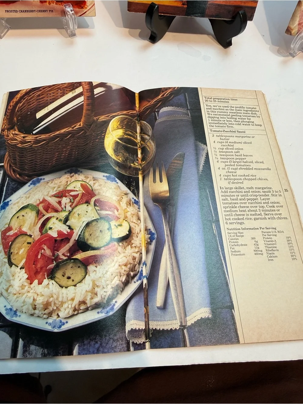 Set of 5 Vintage Pillsbury Cook Books - 1980's